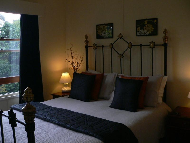Redcliffe House Colonial Bed & Breakfast Свонсі Екстер'єр фото