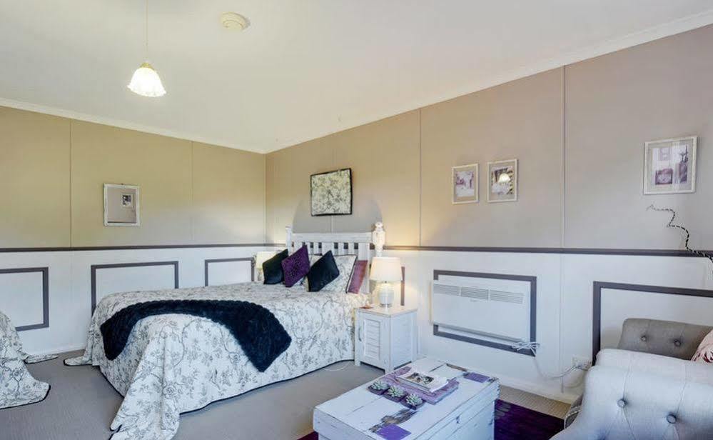 Redcliffe House Colonial Bed & Breakfast Свонсі Екстер'єр фото